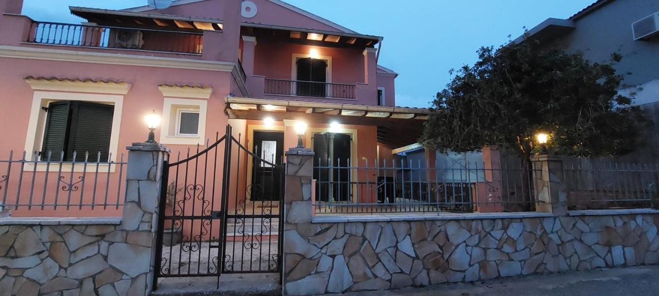 Kallistimon House إيبسوس المظهر الخارجي الصورة