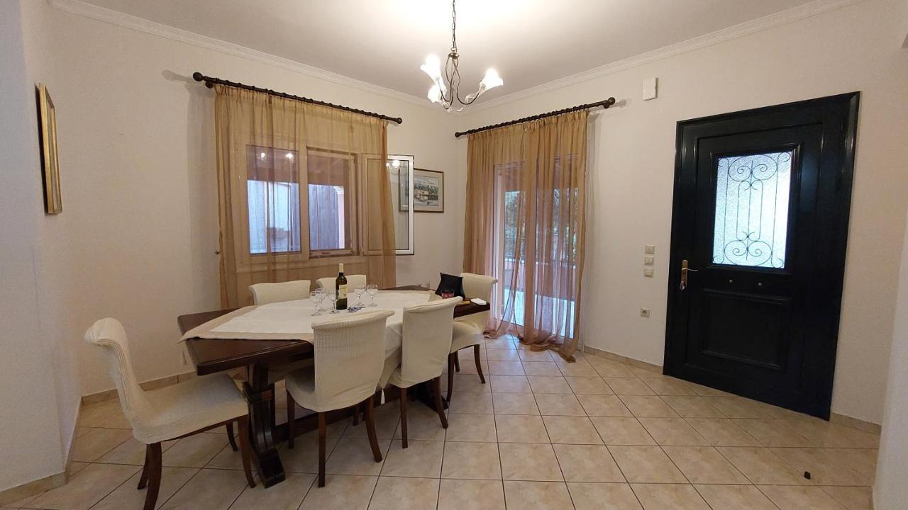 Kallistimon House إيبسوس المظهر الخارجي الصورة